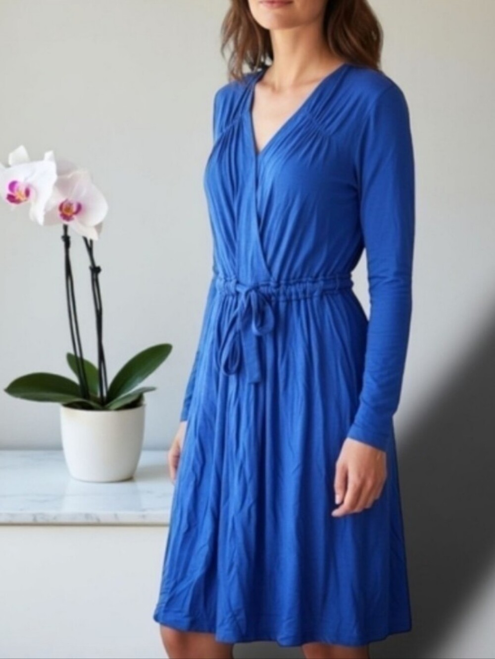 👗Jones New York Knee Length Dress Long Sleeve and Tie Waist Retails For $99.00